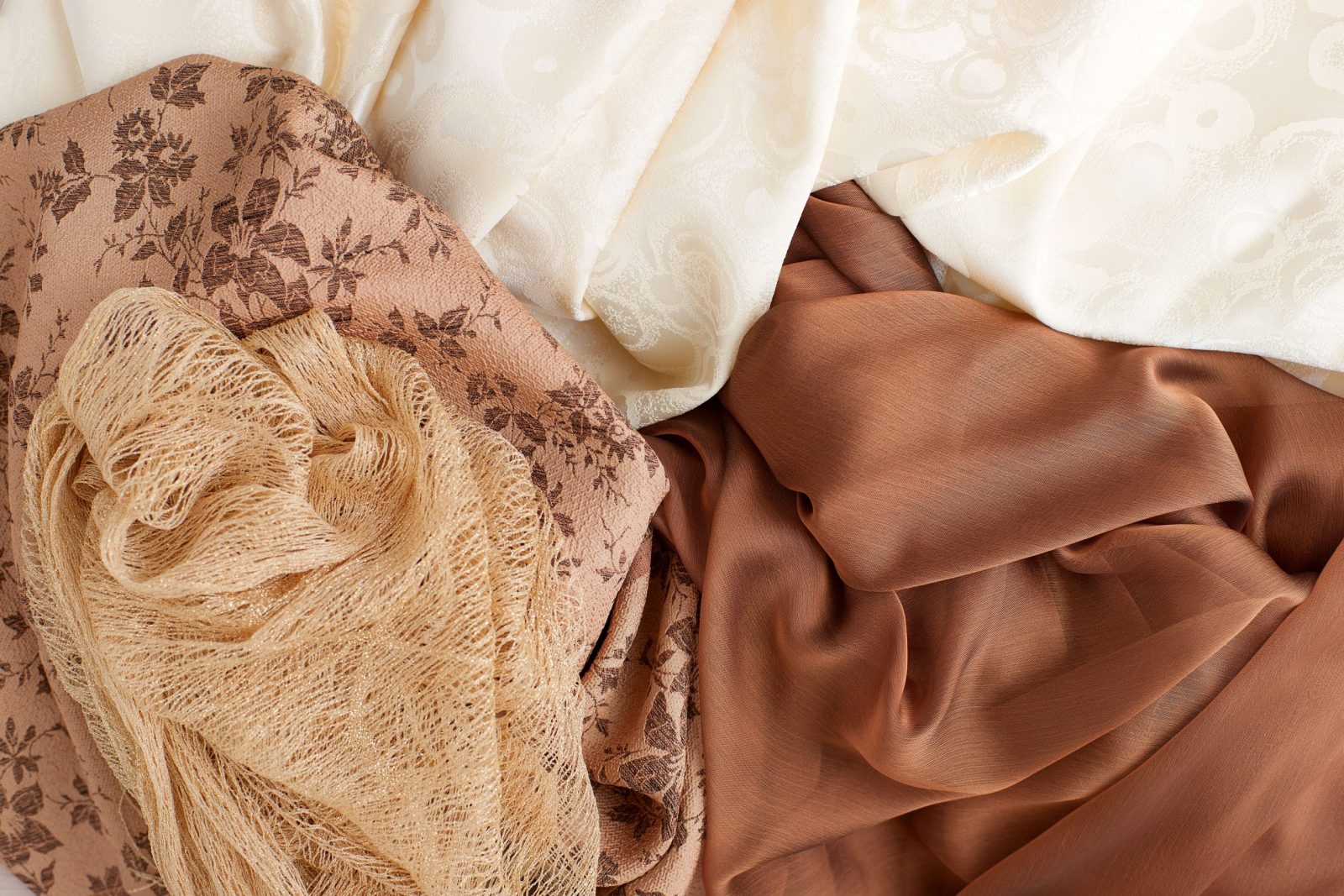 aalofts-design-graphics-fashion-interiors-blog 7-min silk fabric pile aalofts design scaled