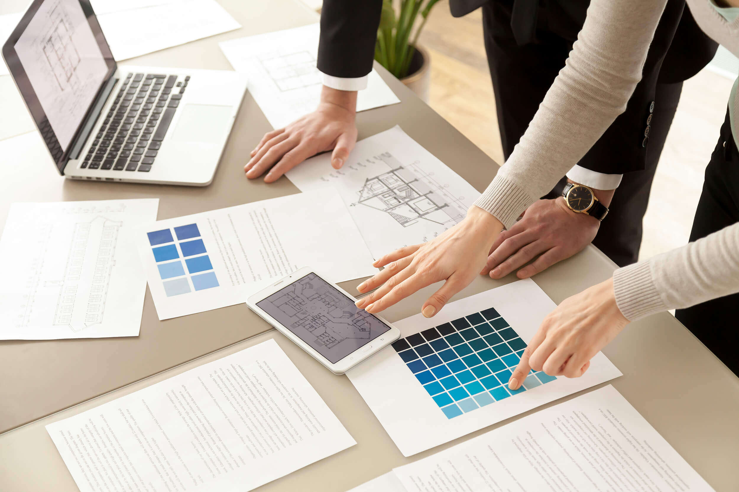 designer-selecting-blue-shades-aalofts-design Designer Selecting Blue Shades in Swatch Book